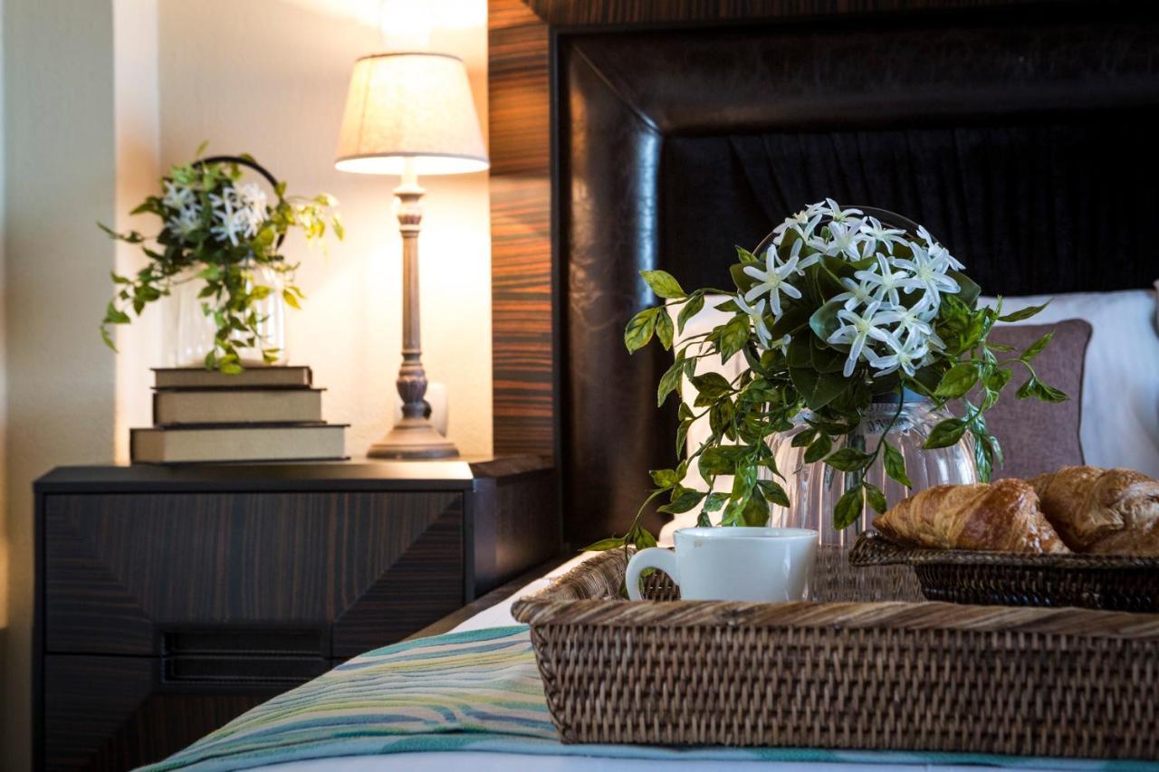 Stigmes Villas & Suites 네아 스키오니 외부 사진