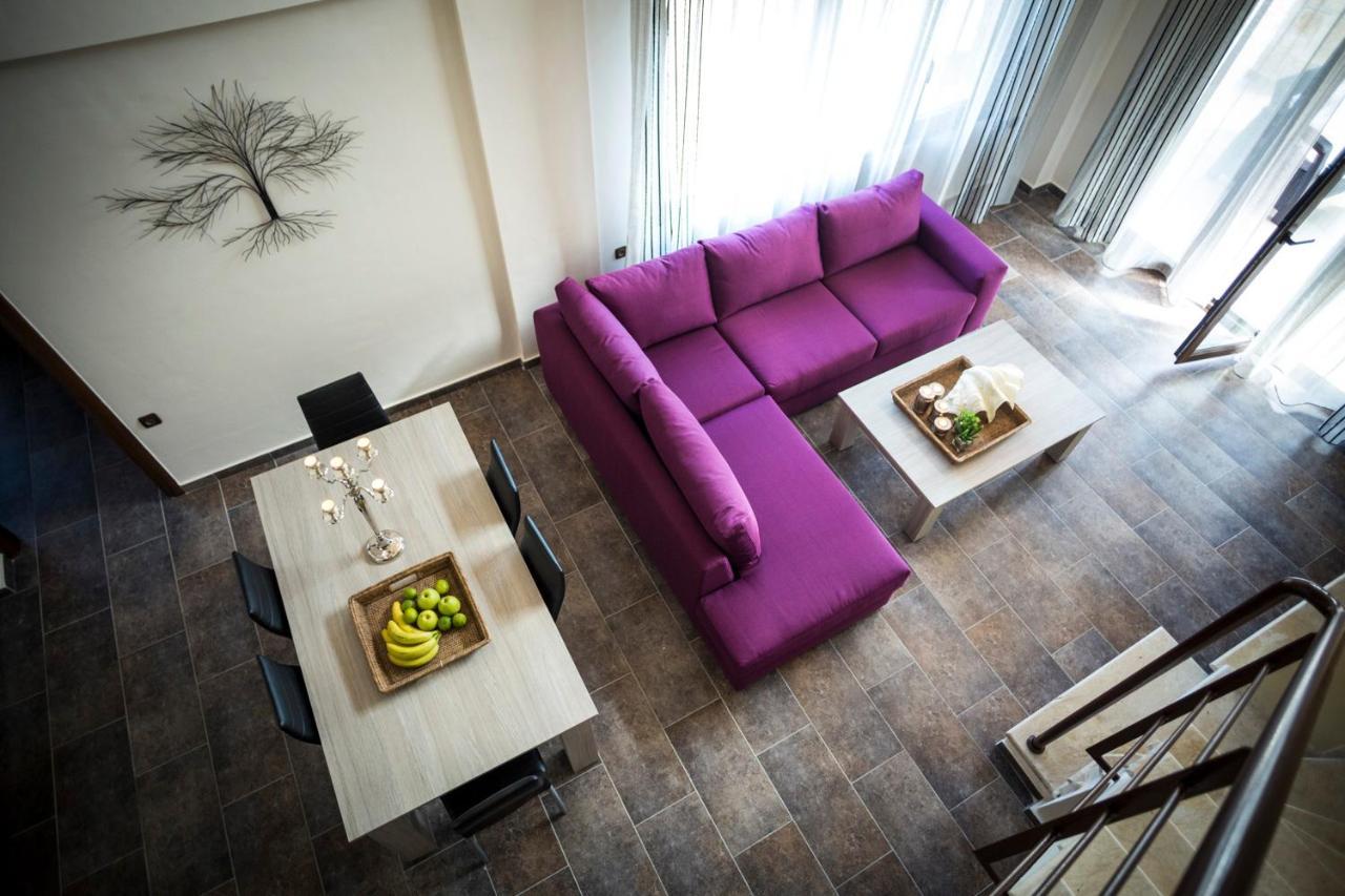 Stigmes Villas & Suites 네아 스키오니 외부 사진