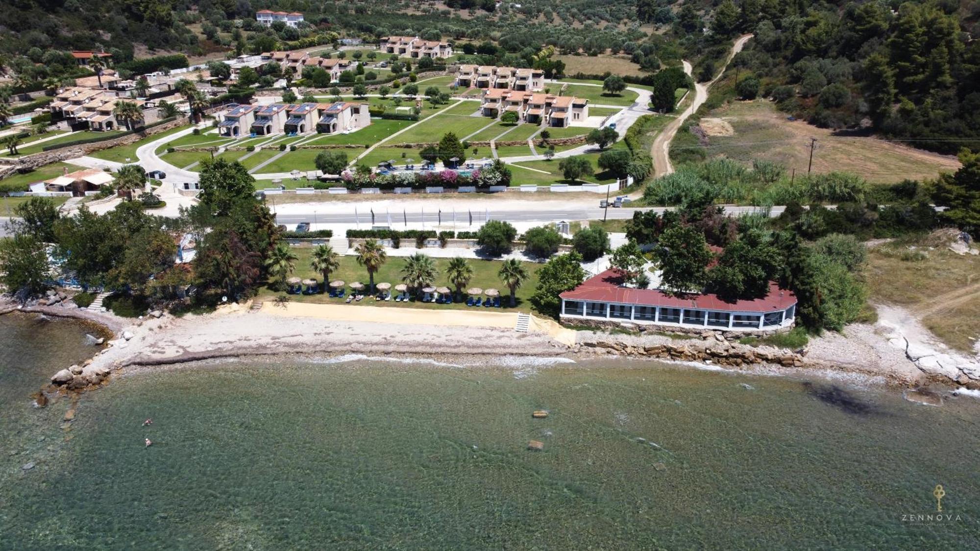 Stigmes Villas & Suites 네아 스키오니 외부 사진