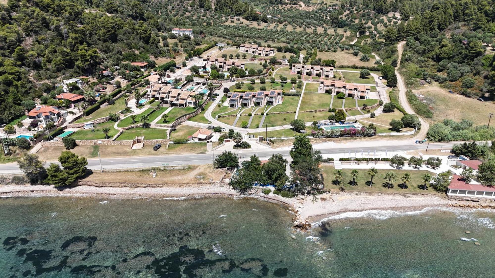 Stigmes Villas & Suites 네아 스키오니 외부 사진